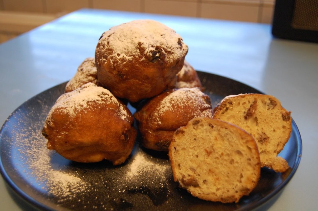 Oilebollen-Netherlands- The European's Baker Dozen: 13 Treats to Eat in Europe