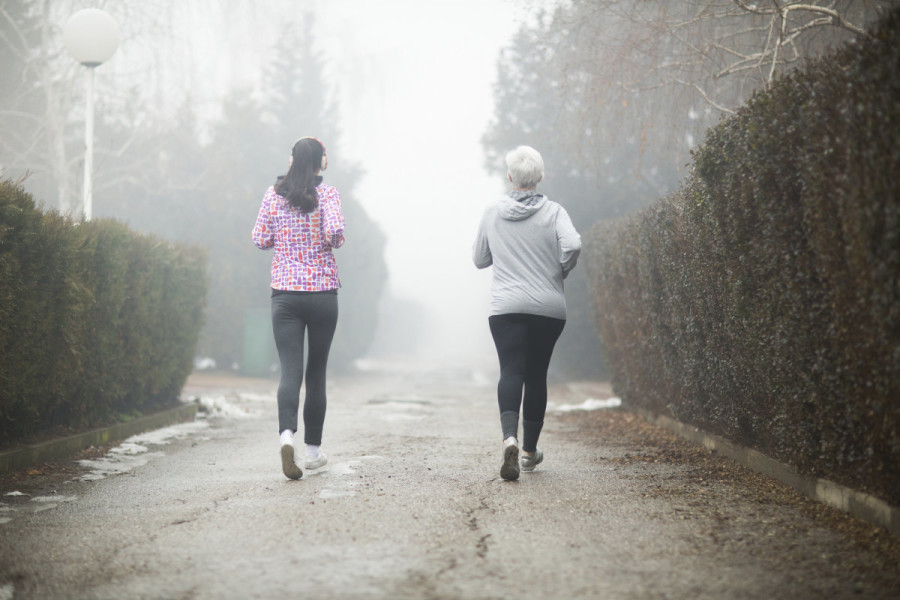 Women-Jogging