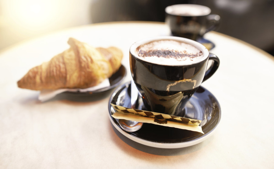 ordering coffee in France