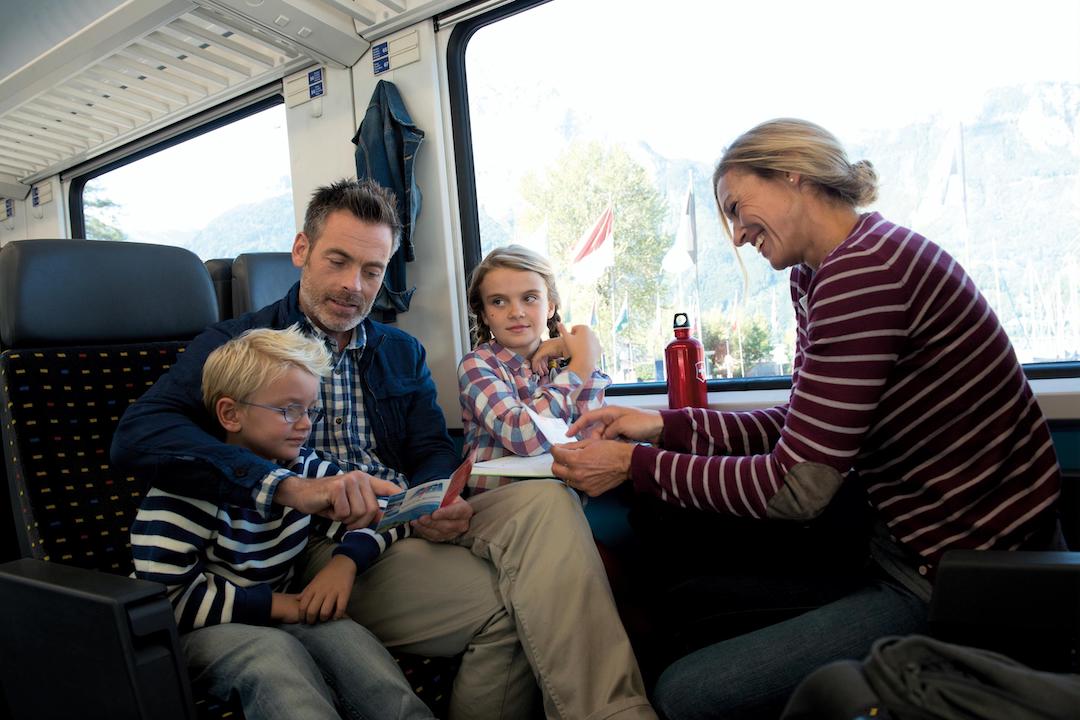 3000x2000_swiss_family_passChez