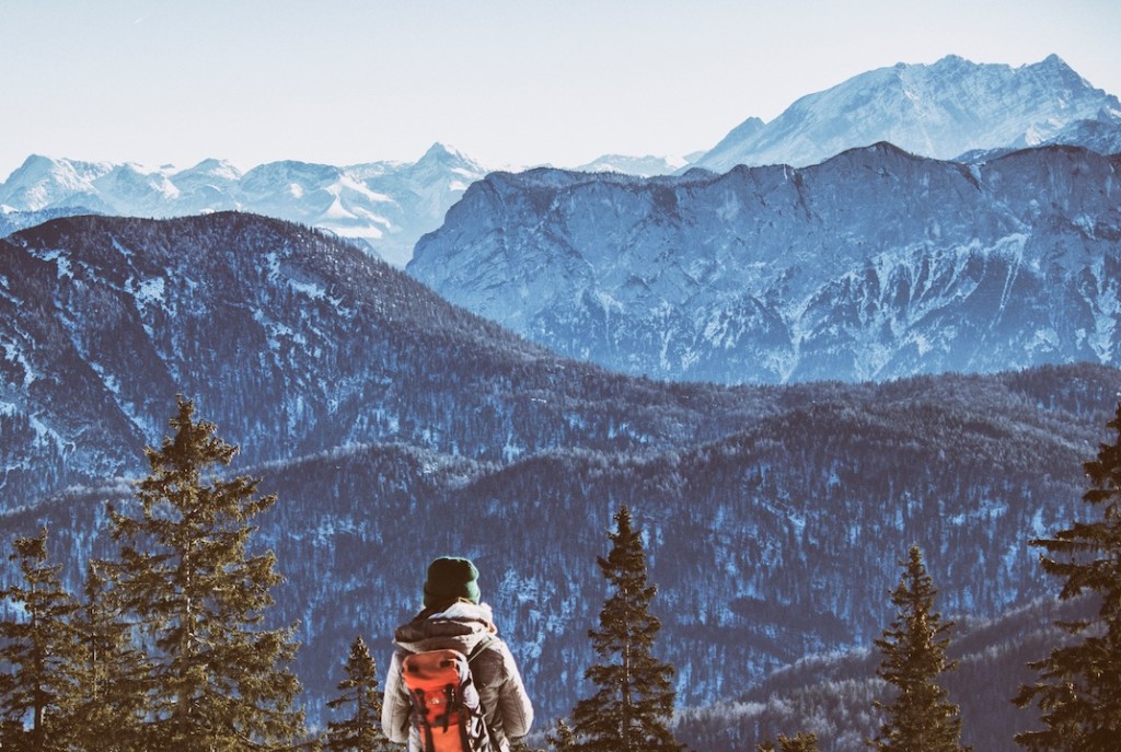 Girl-Hiking-Mountains