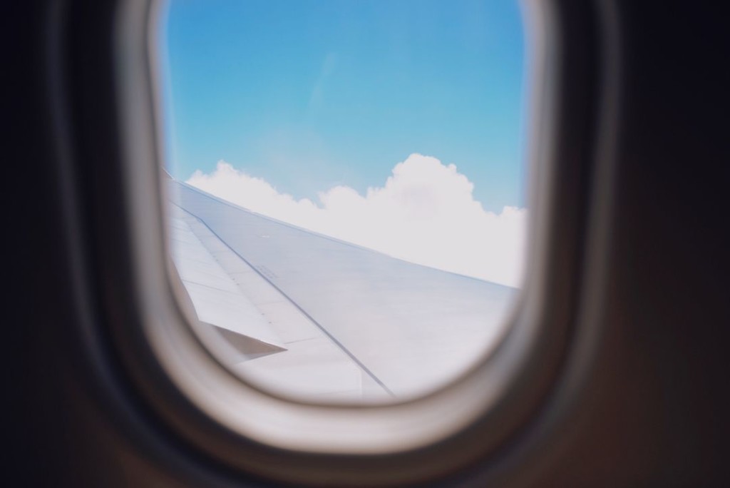 7 Apps to Help You Conquer Your Fear of Flying
