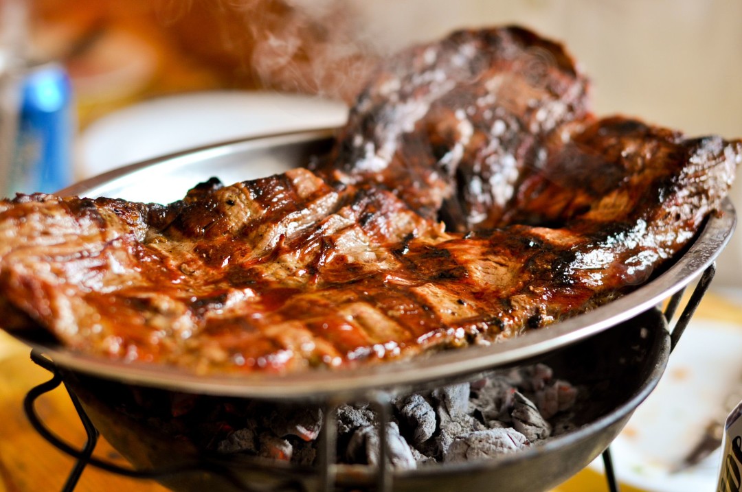 asado-barbeque-Argentina-meat