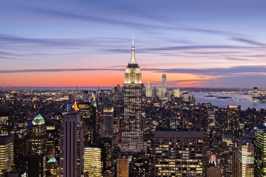new york city skyline at sunset