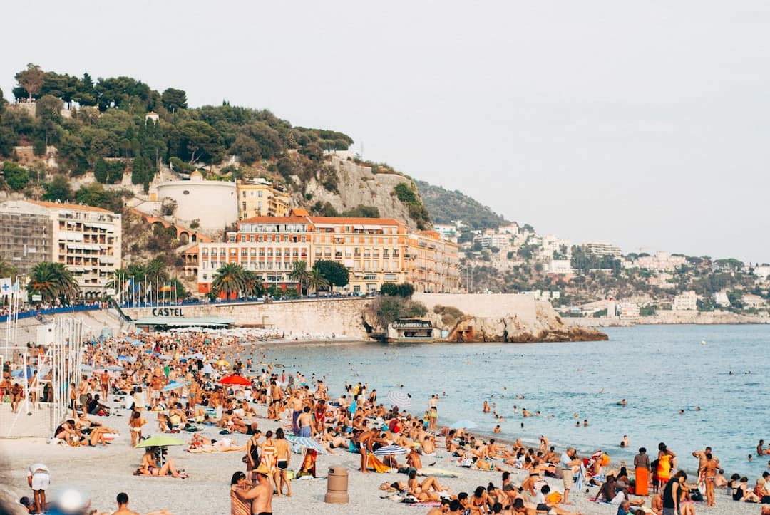 What to Expect on a Multi-Day Tour to France