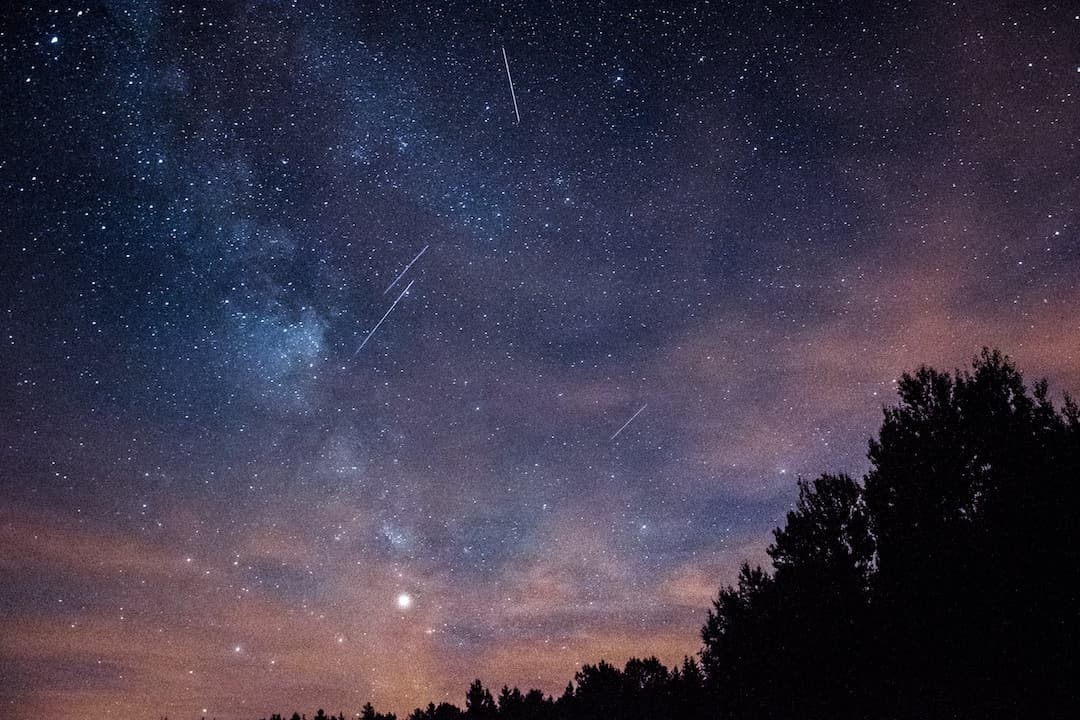 How to Photograph Meteor Showers With an iPhone