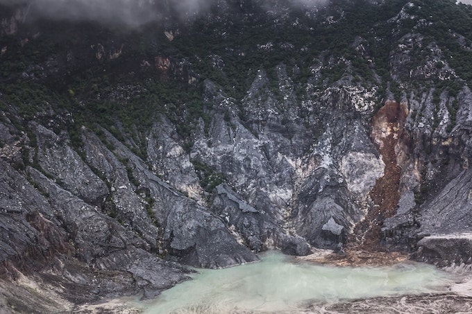 Tangkuban Perahu, Indonesia