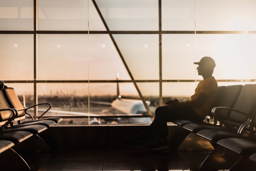 Flying With a Hangover: 5 Steps to Overcome
