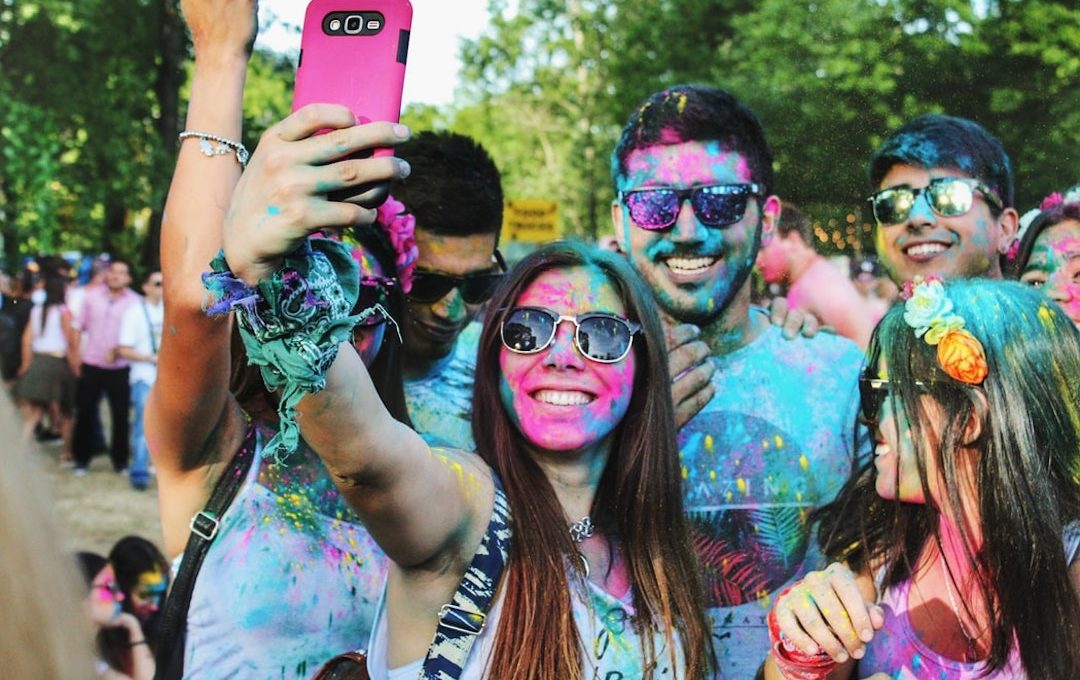 How to Take Better Travel Photos of Yourself