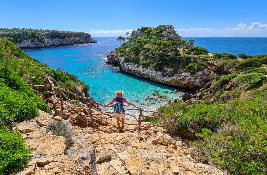 Tips For Senior Women Traveling Alone