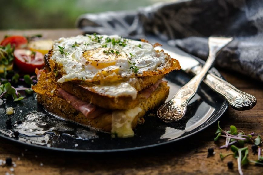 Around the World in 60 Egg Dishes