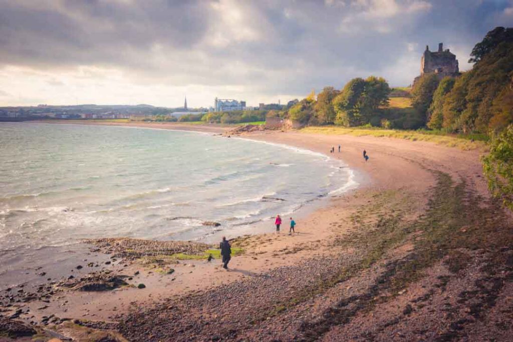 Walk through the gorgeous Ravenscraig Park on the eastern outskirts of Kirkcaldy, Scotland.