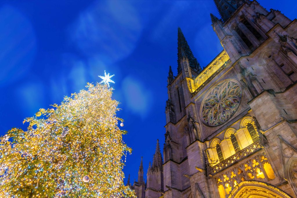 St. Andrews Cathedral in the evening in Bordeaux in New Aquitaine, France | © FredP/Shutterstock